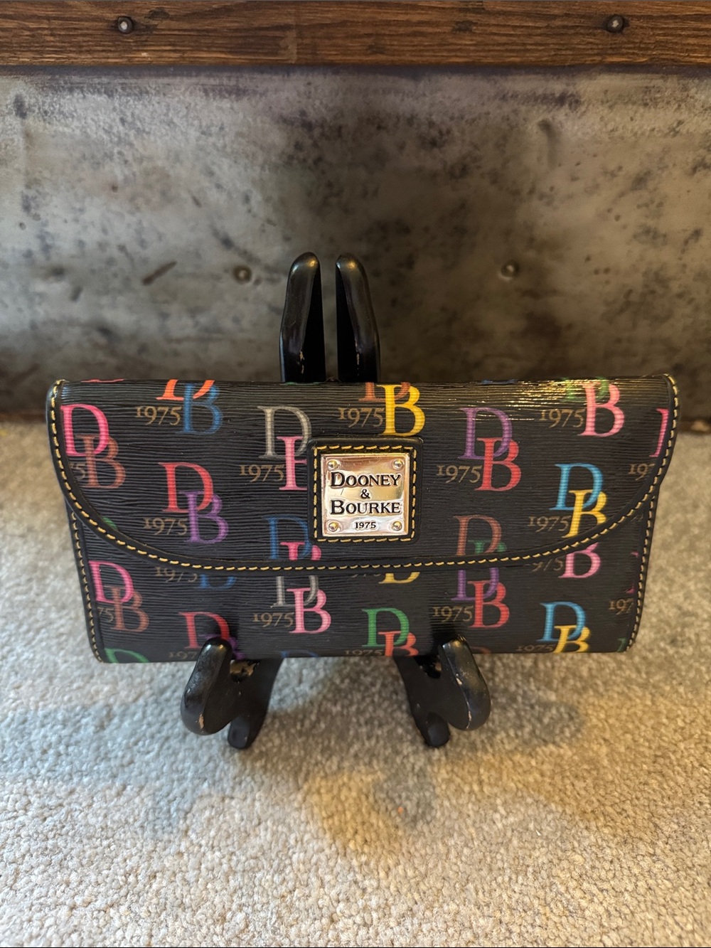 Dooney & Bourke DB75 Multi Continental Clutch